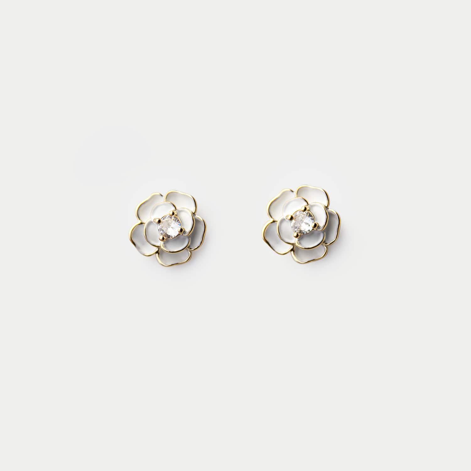 18金花のピアススcamellia earring dia and Pink 18金花のピアススcamellia earring dia and Pink