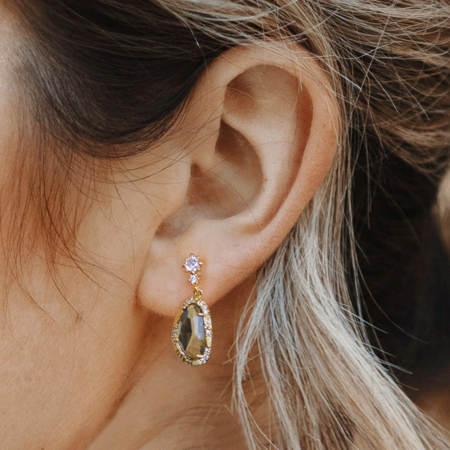 EARA dangle clip-on earrings