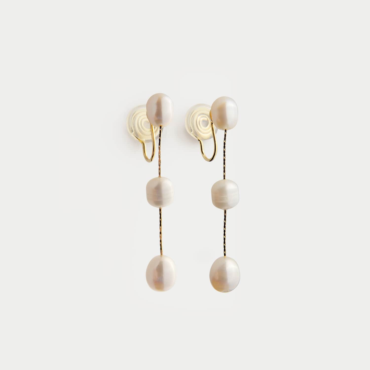 ORECCHINI DIDO SFERA CLIP ACC.INO. – Carolina Fashion District ORECCHINI DIDO SFERA CLIP ACC.INO. – Carolina Fashion District